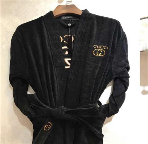 gucci men bathrobes.